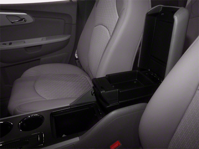2011 Chevrolet Traverse LS
