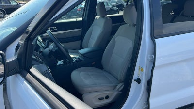 2019 Ford Explorer Base