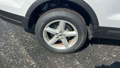 2019 Ford Explorer Base