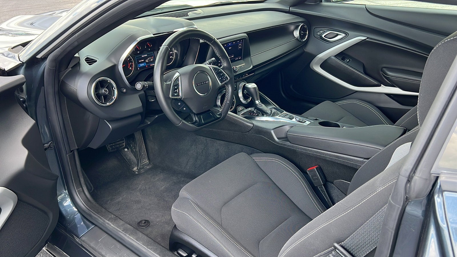 2022 Chevrolet Camaro 1LT