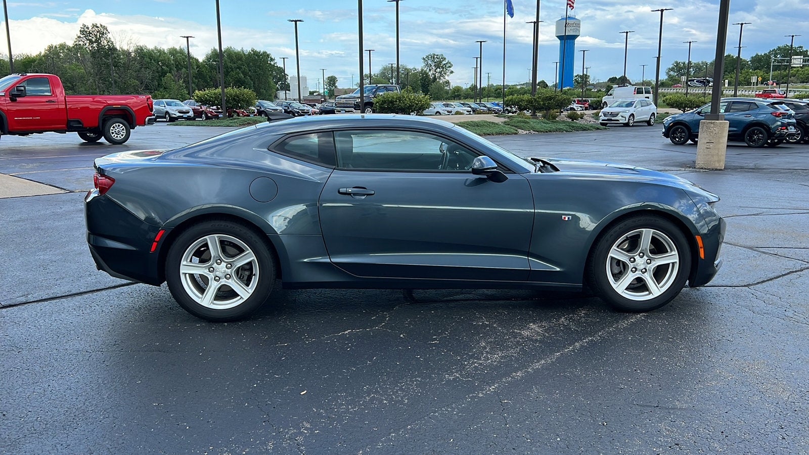 2022 Chevrolet Camaro 1LT