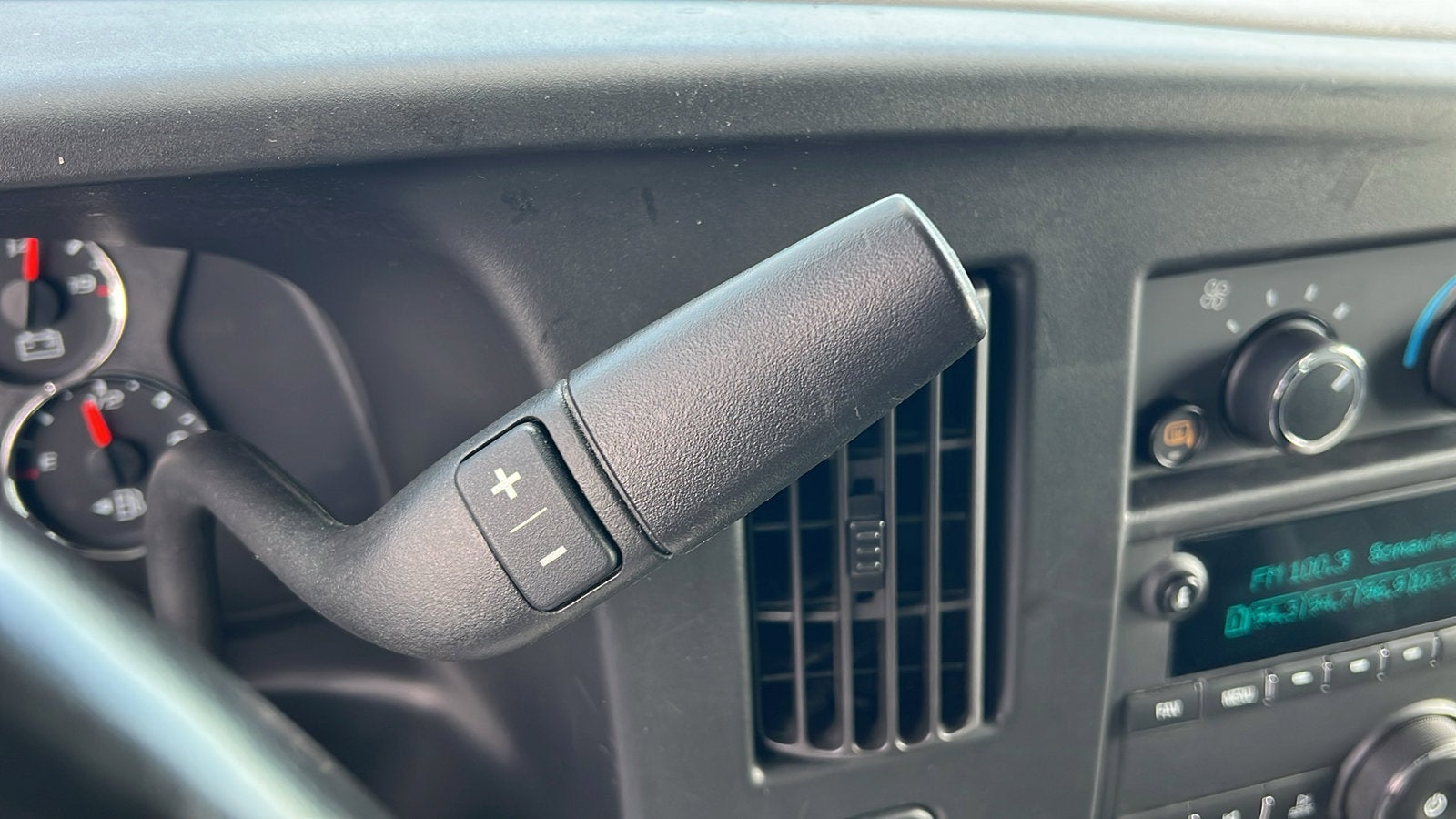 2020 Chevrolet Express Cargo 2500 WT