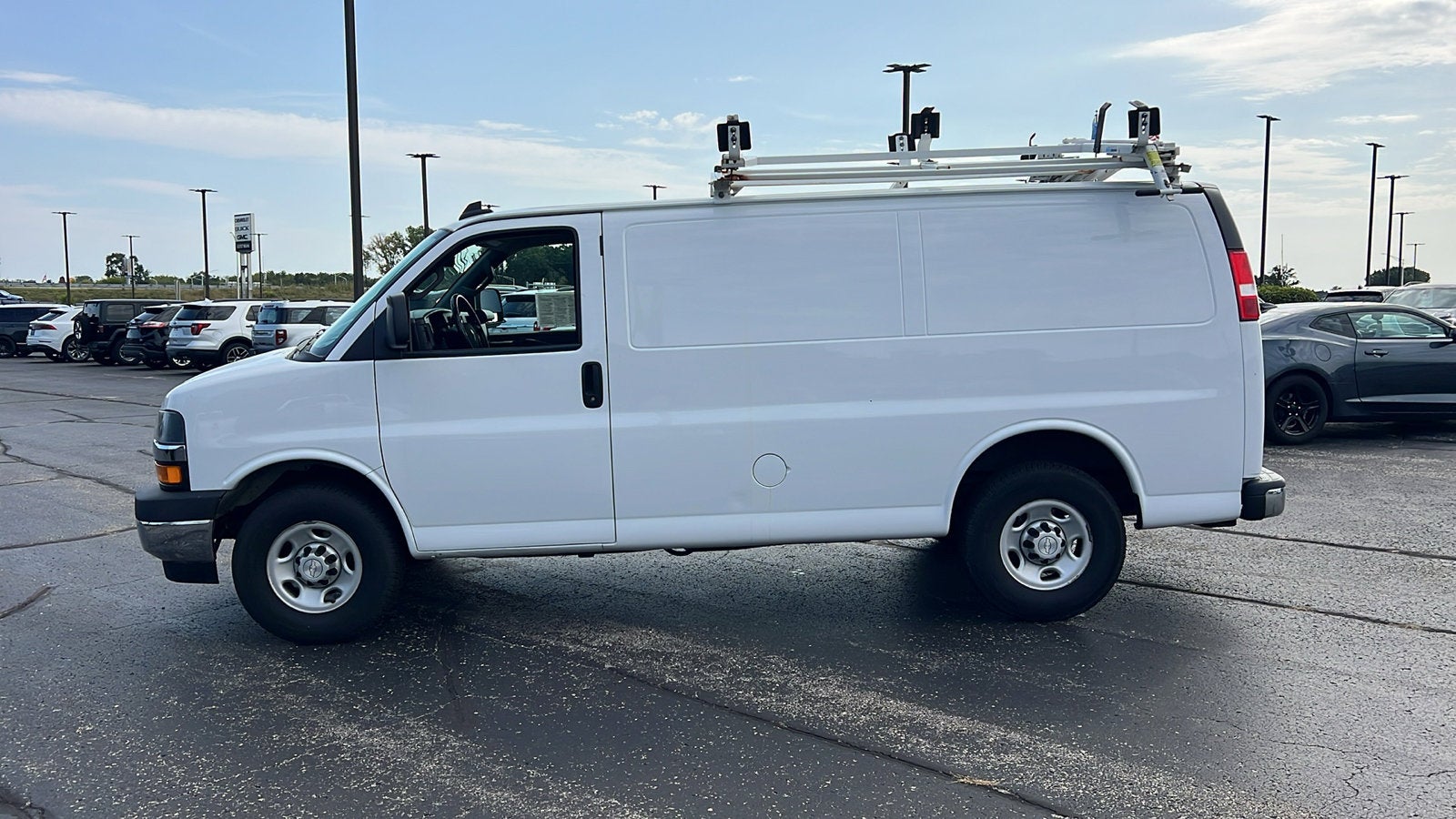 2020 Chevrolet Express Cargo 2500 WT