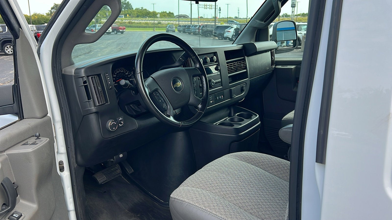 2020 Chevrolet Express Cargo 2500 WT