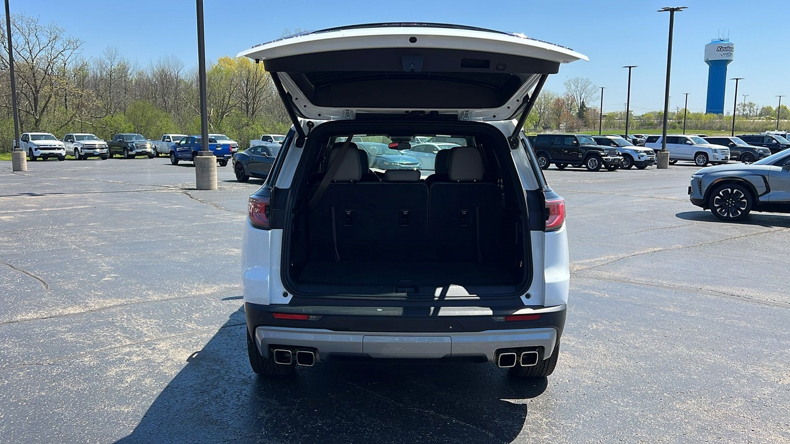 2024 GMC Acadia Elevation