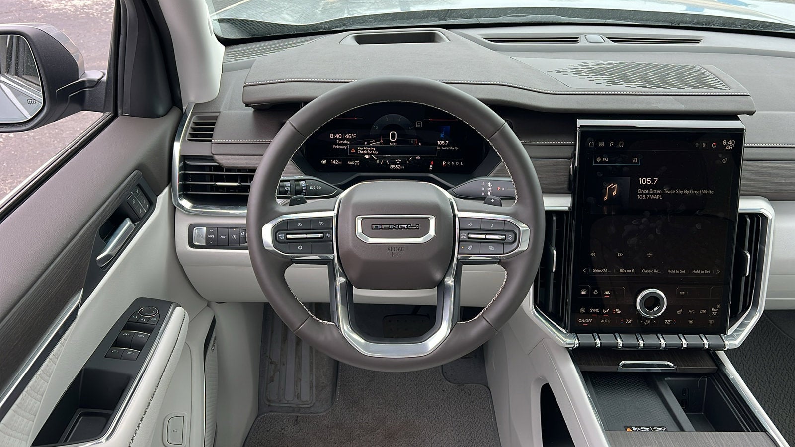 2025 GMC Acadia Denali