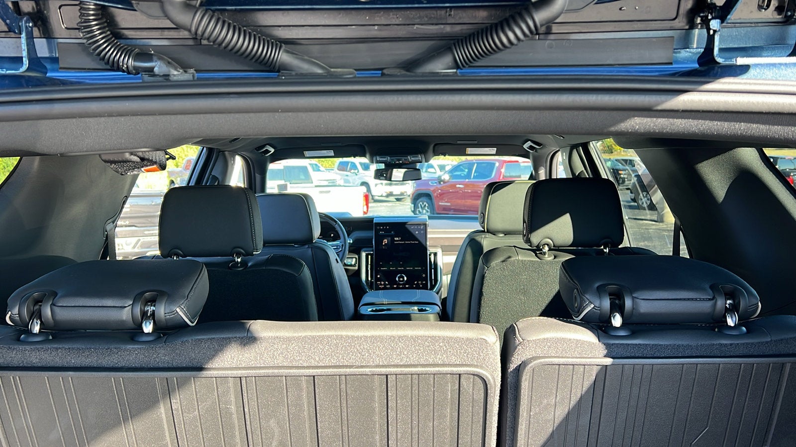 2025 GMC Yukon Elevation