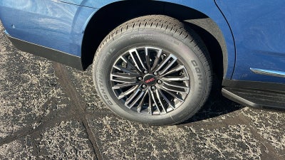 2025 GMC Yukon Elevation