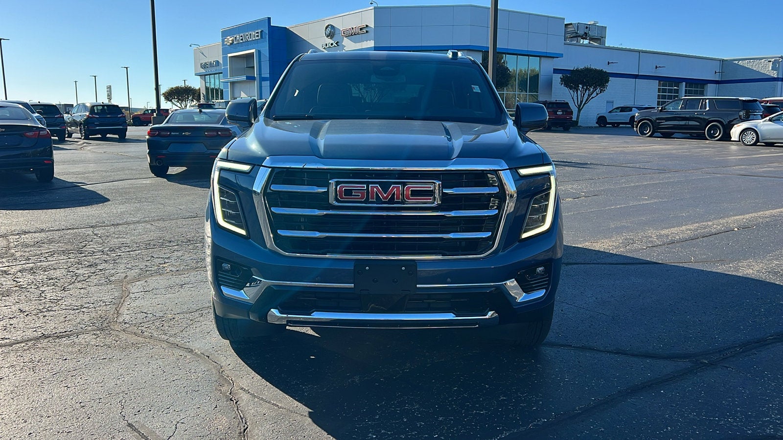 2025 GMC Yukon Elevation