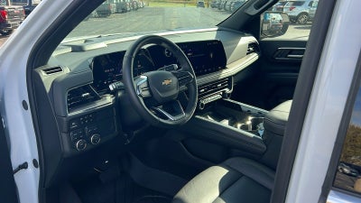 2025 Chevrolet Suburban LT