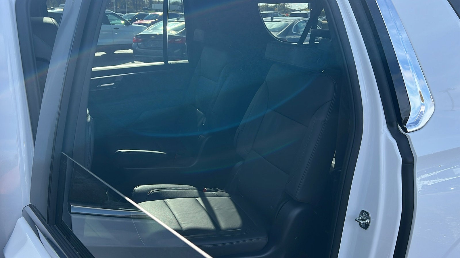 2025 Chevrolet Suburban LT