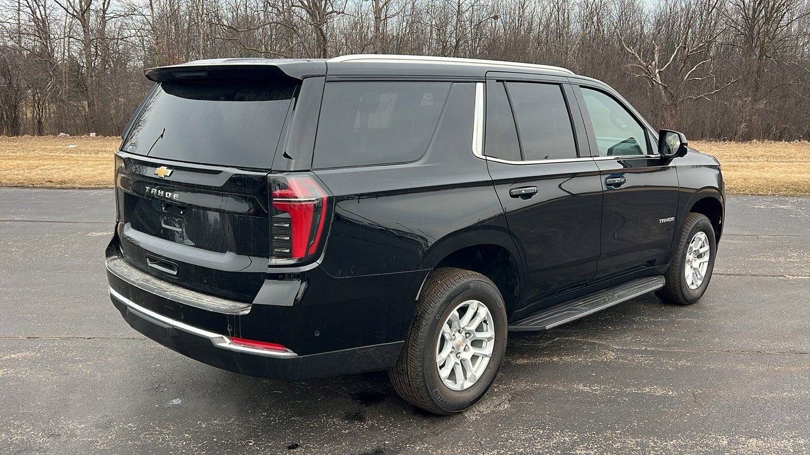 2025 Chevrolet Tahoe LS