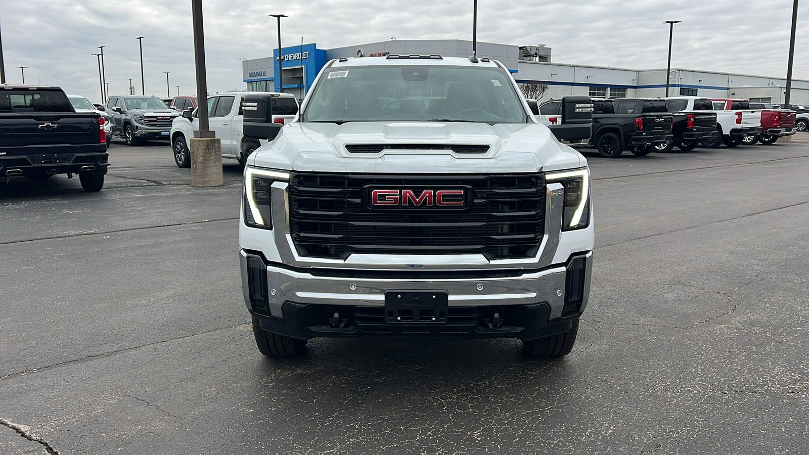 2026 GMC Sierra 2500 HD Pro