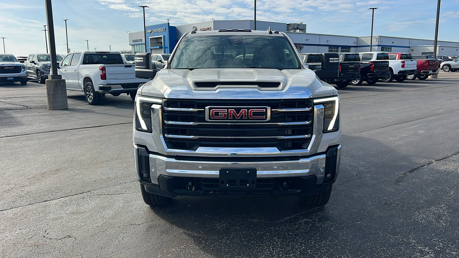 2026 GMC Sierra 2500 HD SLE
