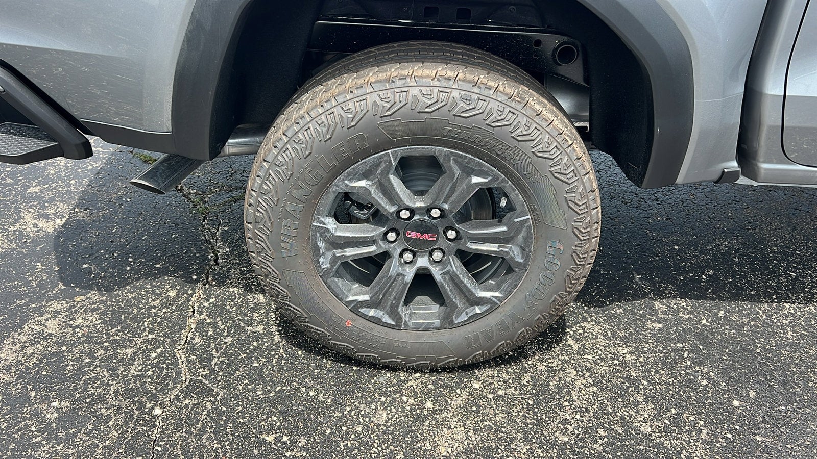 2025 GMC Canyon Elevation