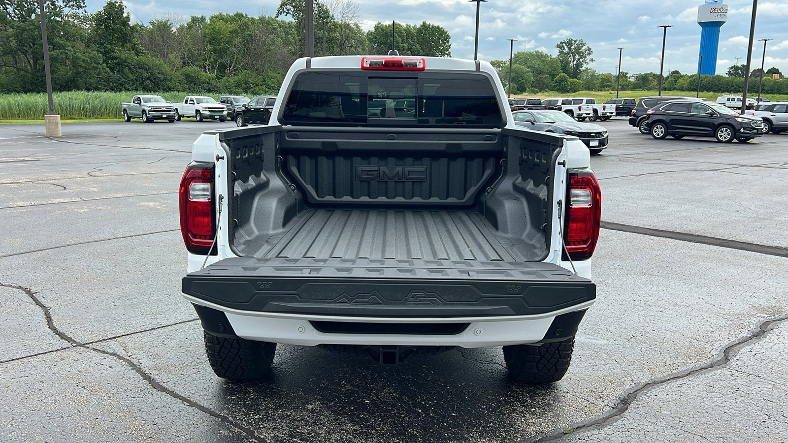 2025 GMC Canyon AT4