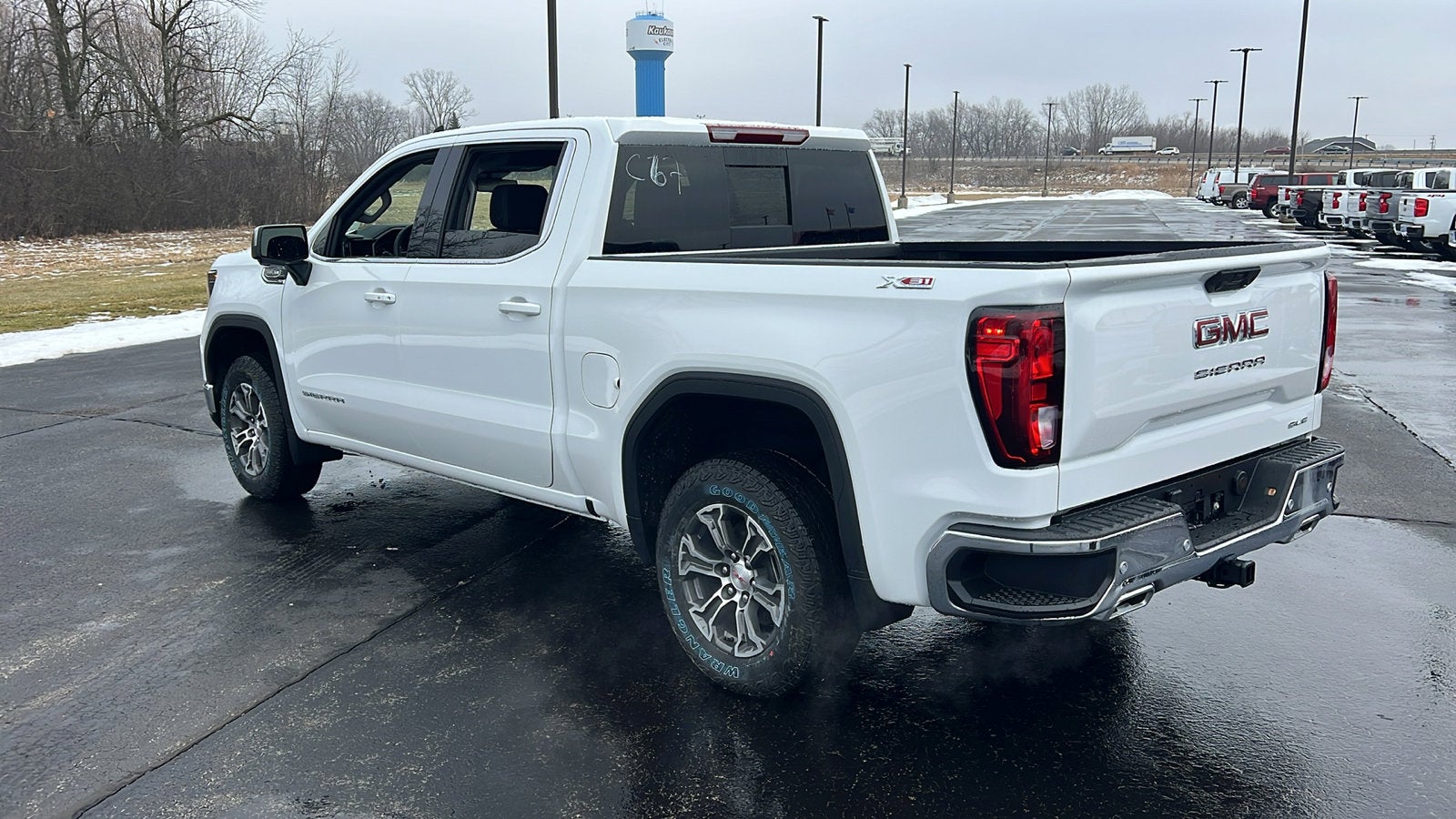 2026 GMC Sierra 1500 SLE