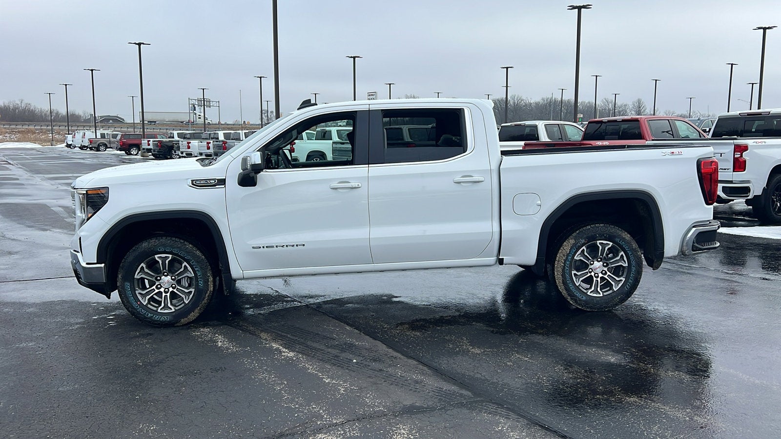 2026 GMC Sierra 1500 SLE