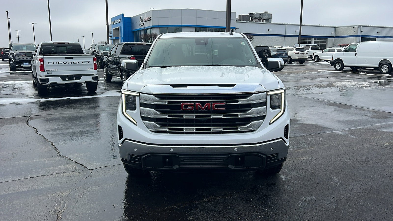 2026 GMC Sierra 1500 SLE