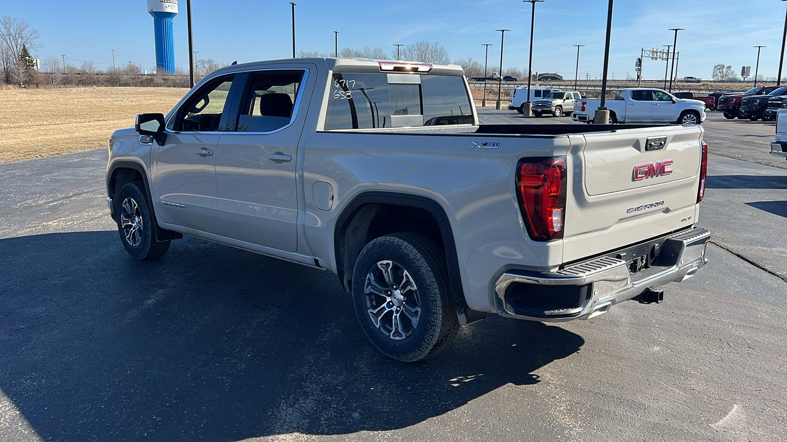 2026 GMC Sierra 1500 SLE