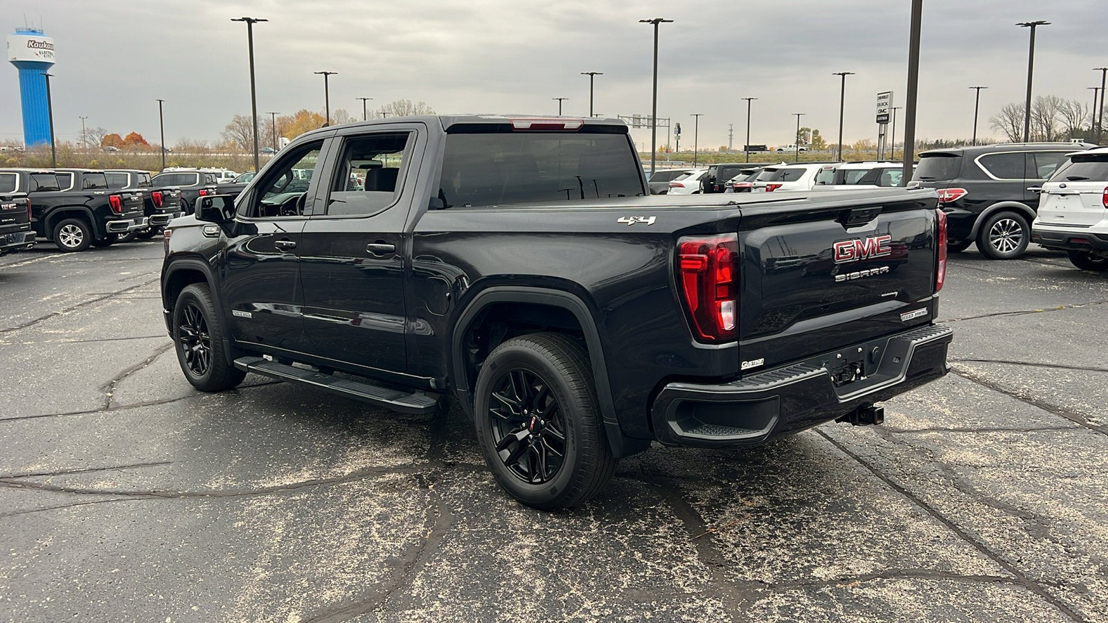 2023 GMC Sierra 1500 Elevation