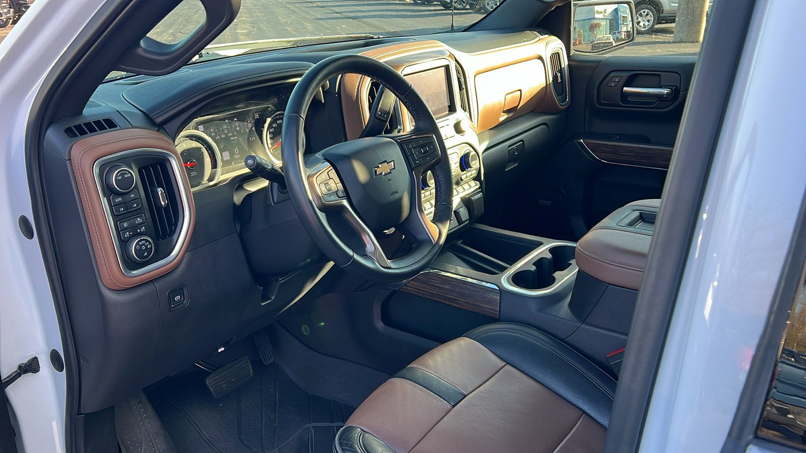 2022 Chevrolet Silverado 1500 LTD High Country