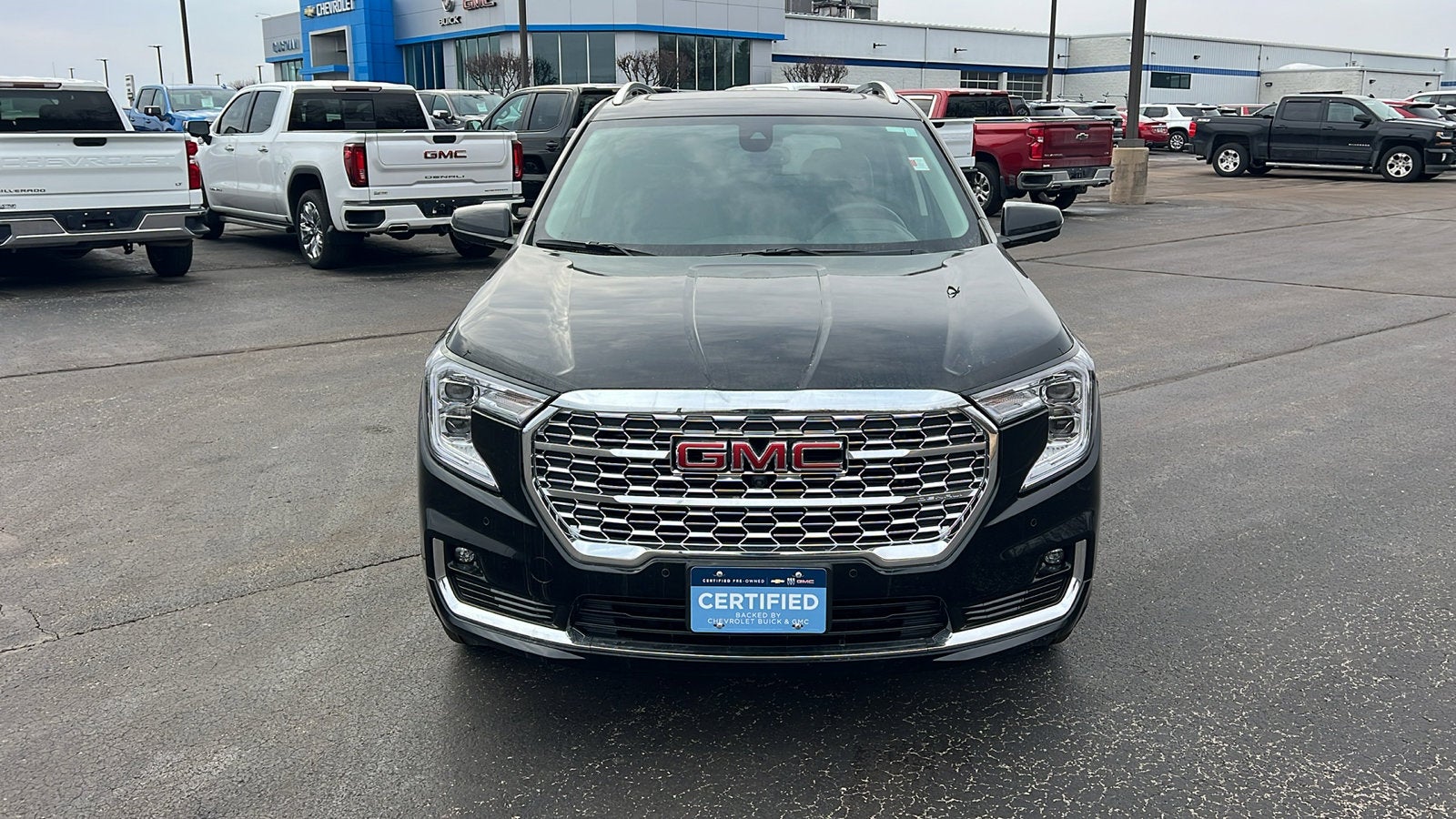 2023 GMC Terrain Denali