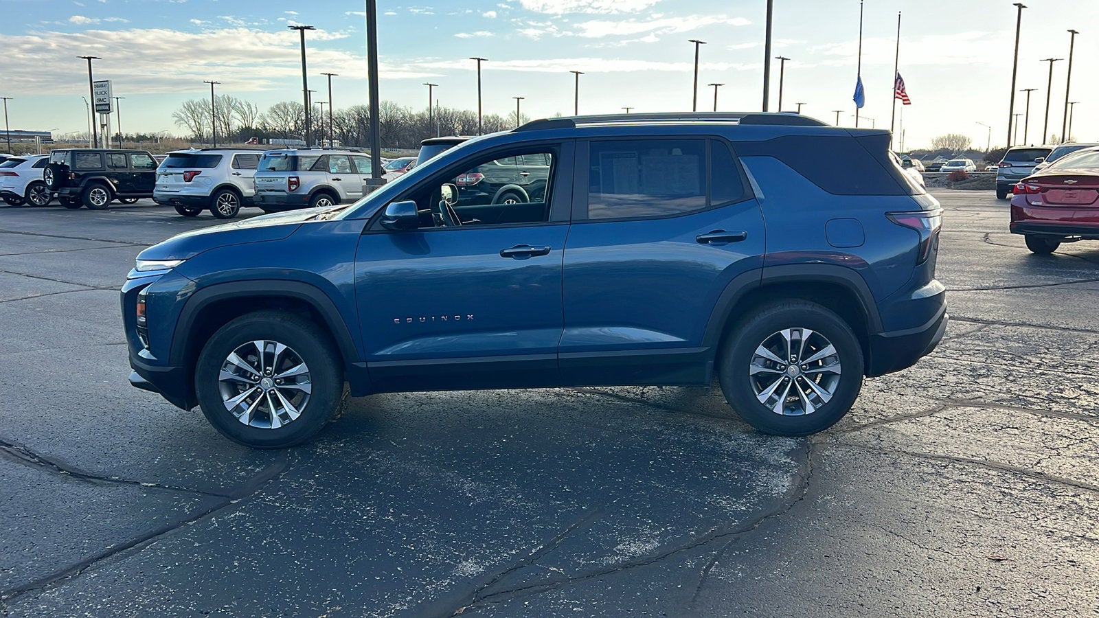 2025 Chevrolet Equinox LT