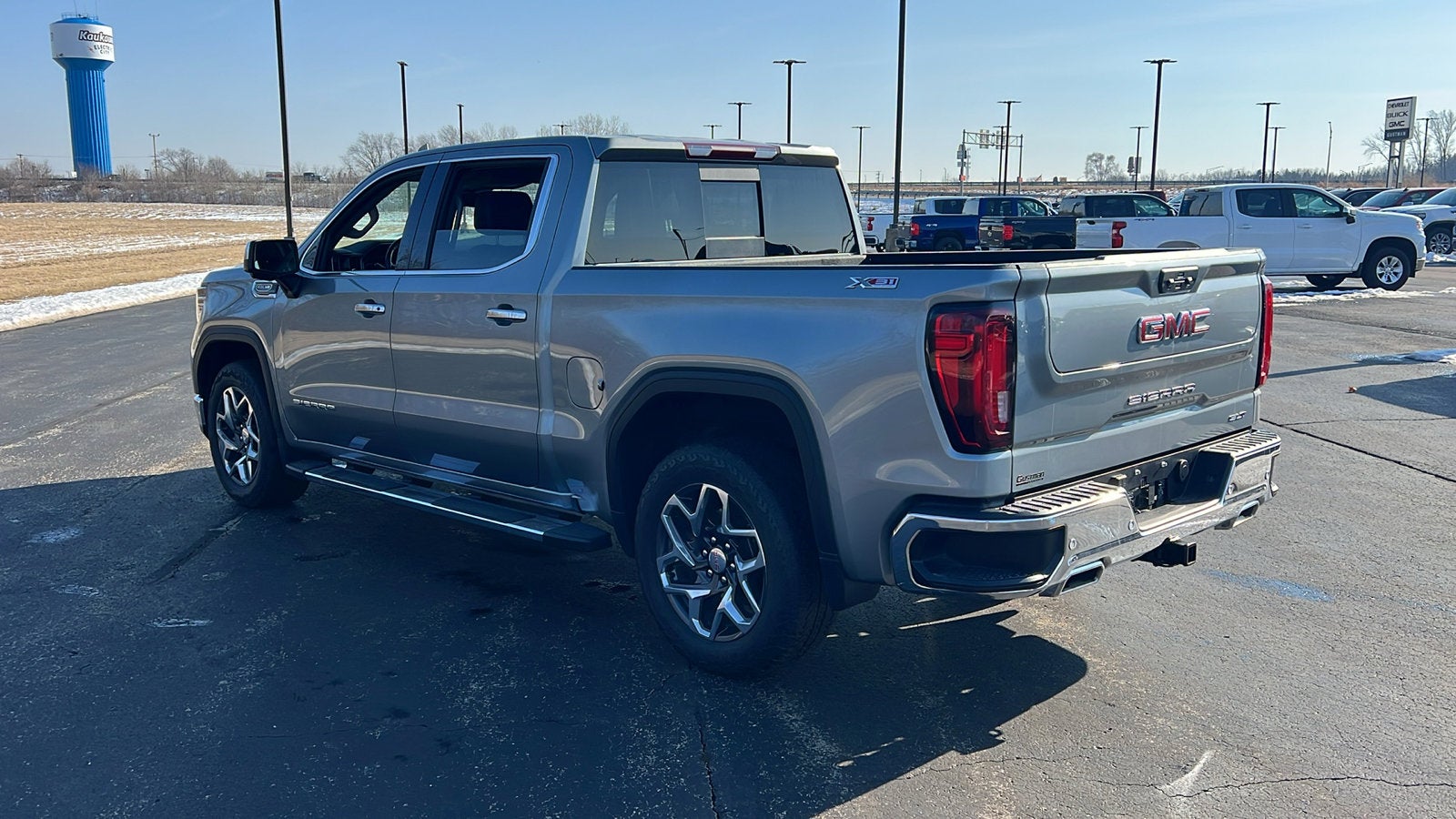 2023 GMC Sierra 1500 SLT