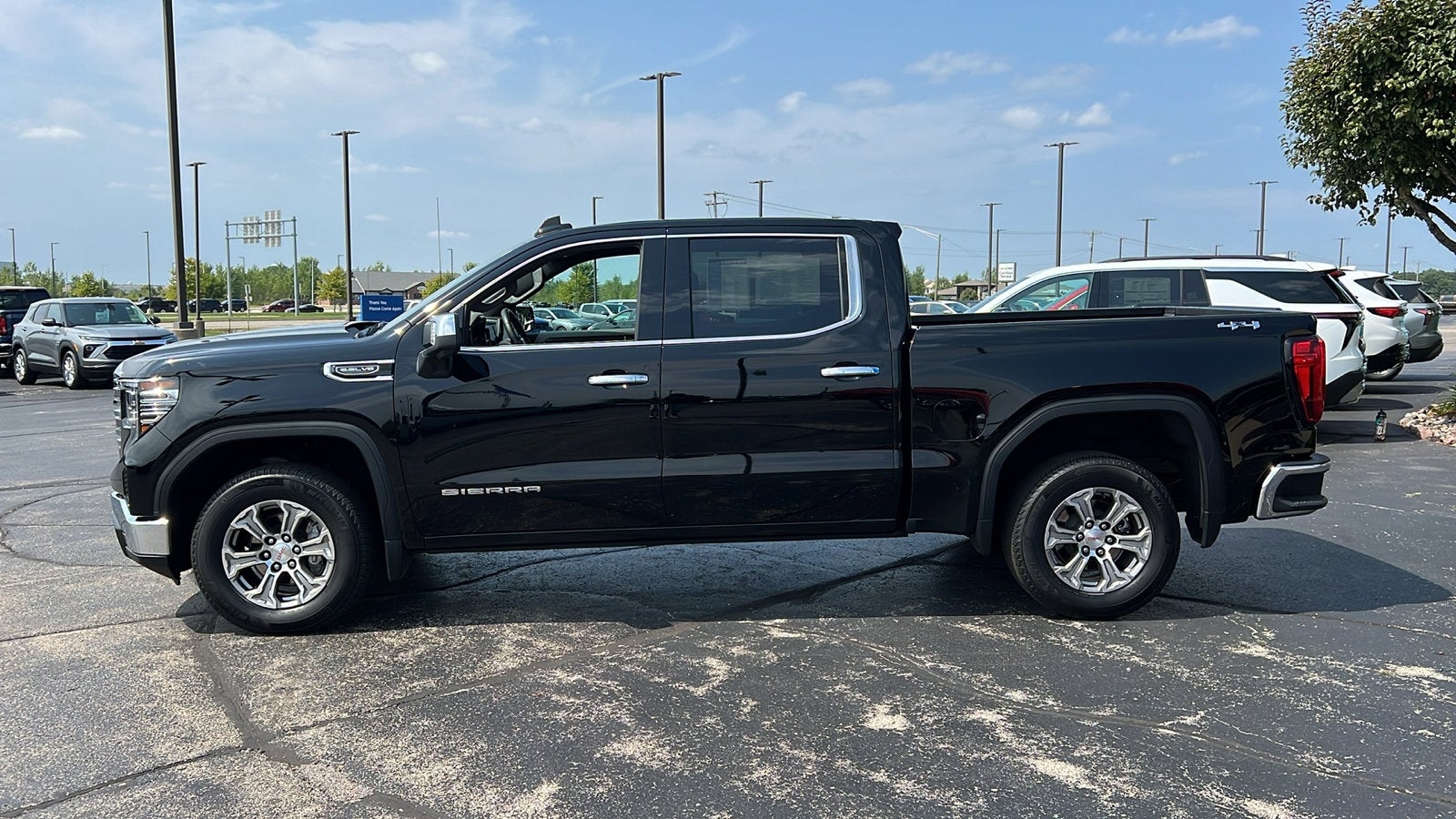 2024 GMC Sierra 1500 SLT