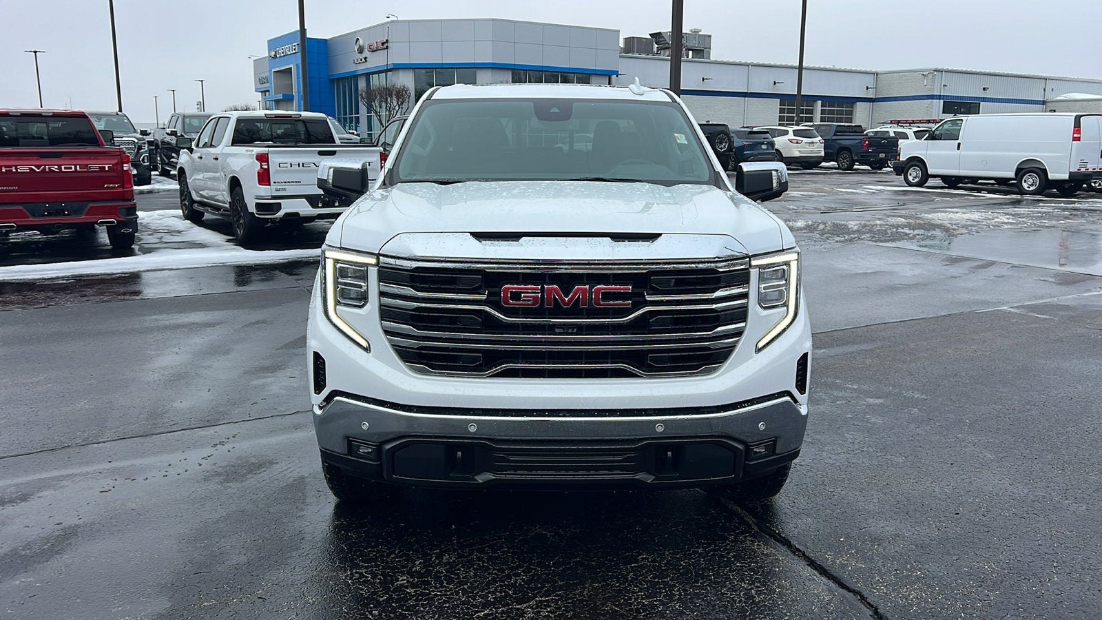 2026 GMC Sierra 1500 SLT