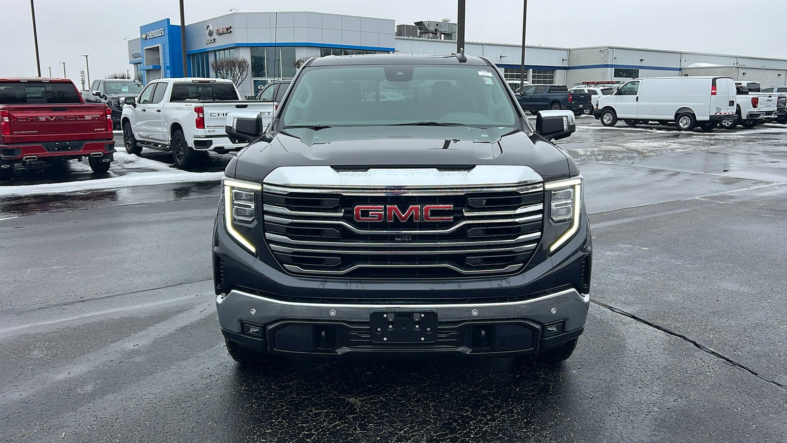 2026 GMC Sierra 1500 SLT