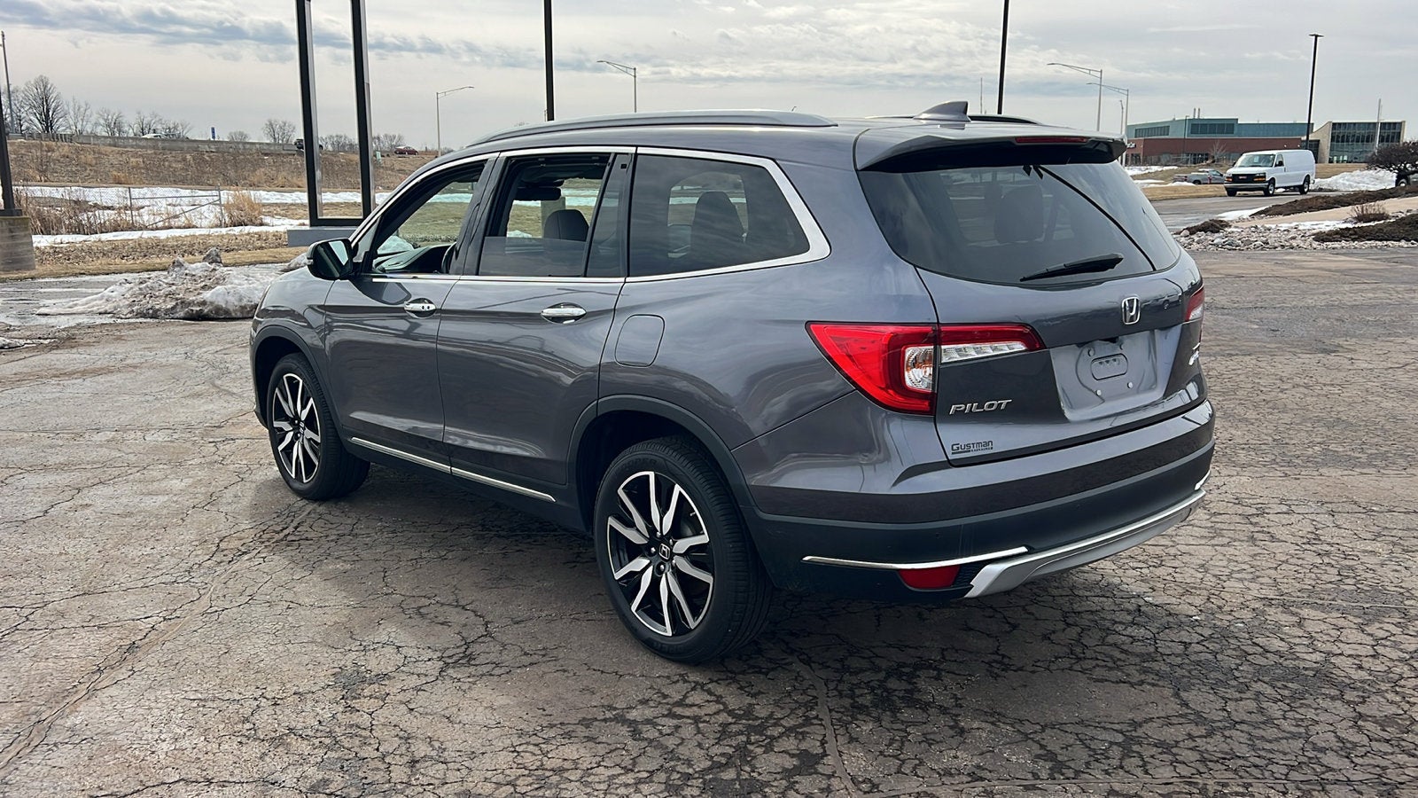 2021 Honda Pilot AWD Touring 8 Passenger