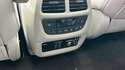 2021 Honda Pilot AWD Touring 8 Passenger