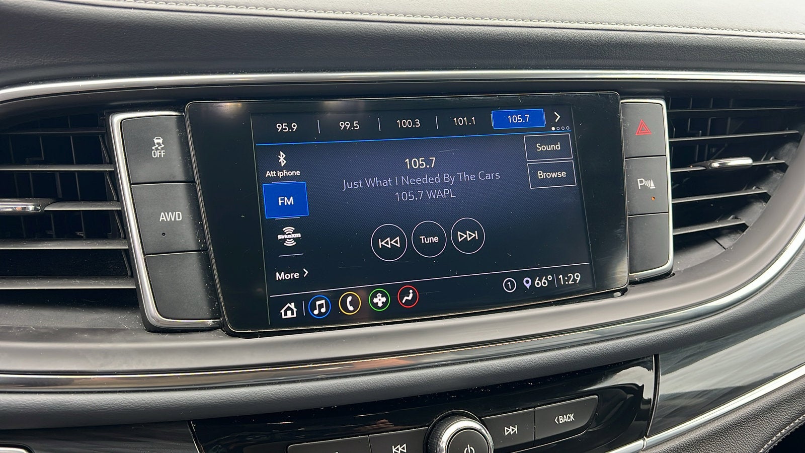 2021 Buick Enclave Essence