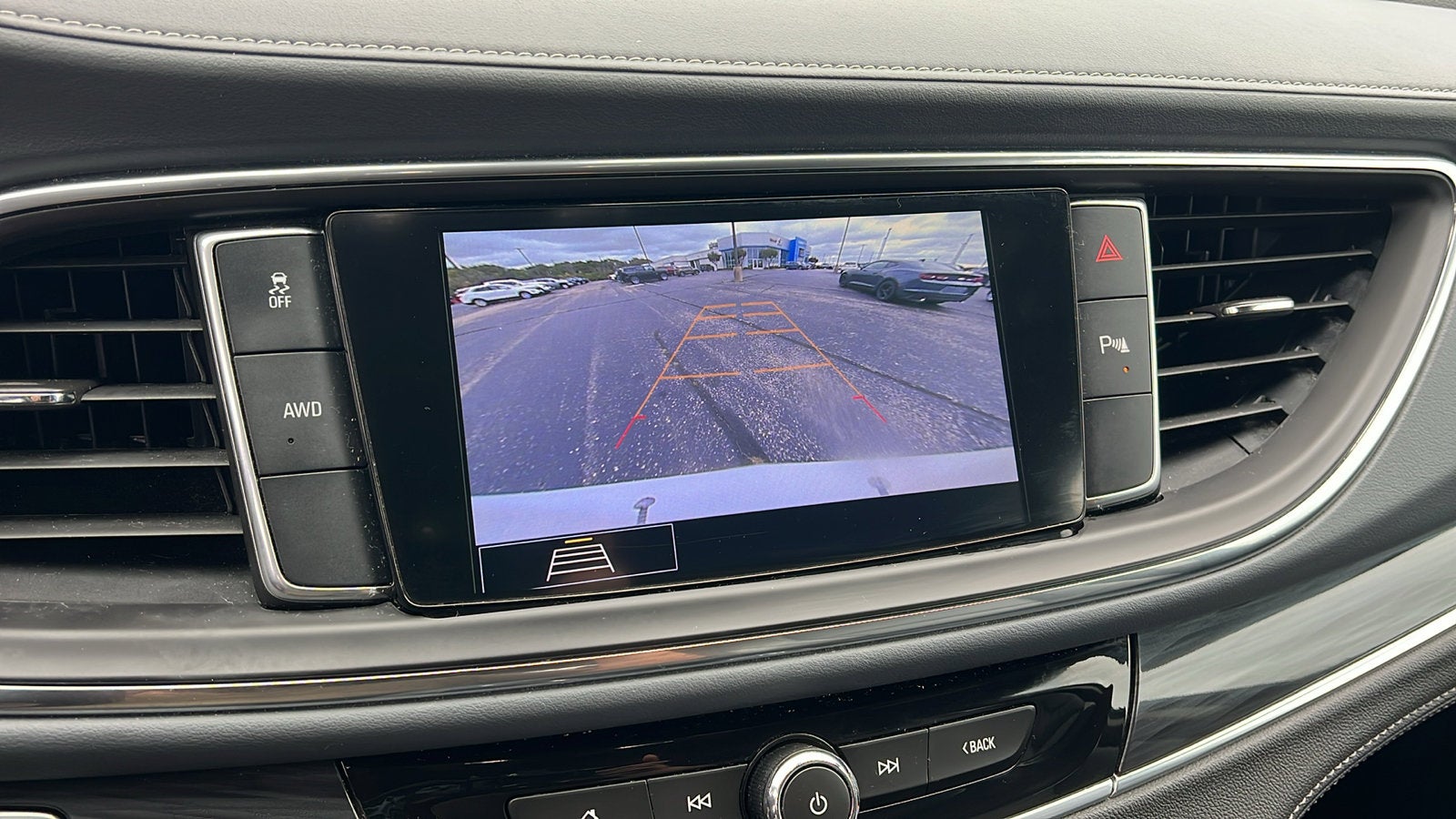 2021 Buick Enclave Essence