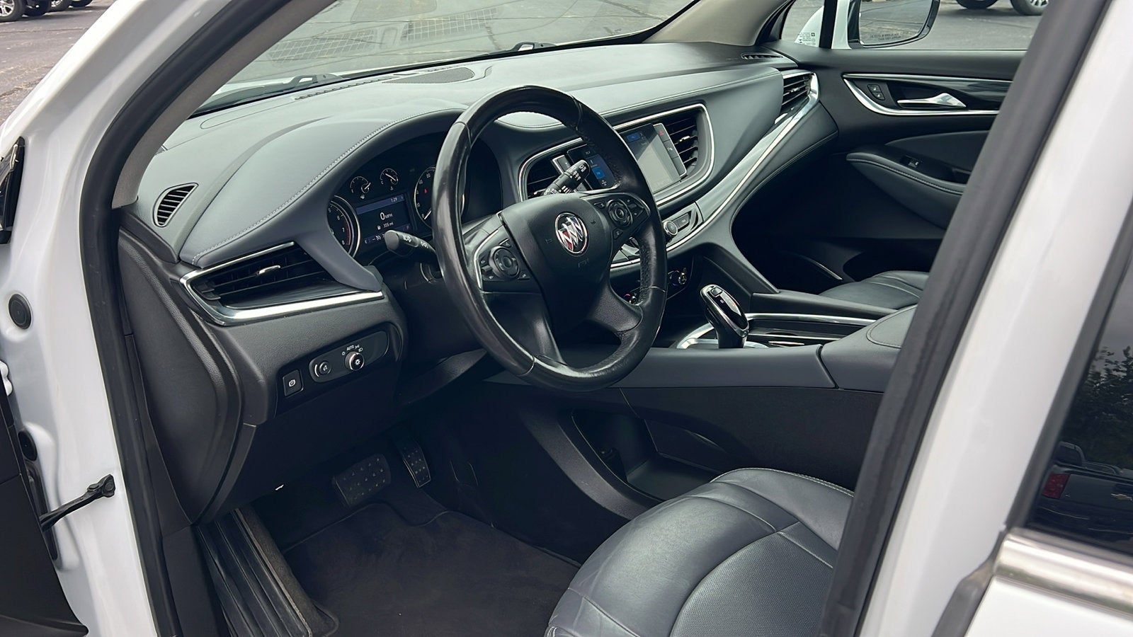 2021 Buick Enclave Essence