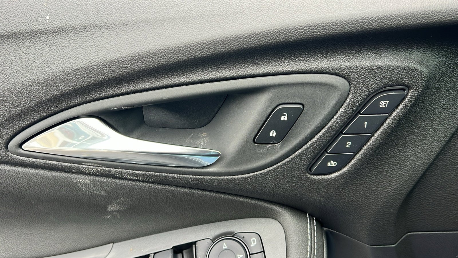 2025 Buick Encore GX Avenir