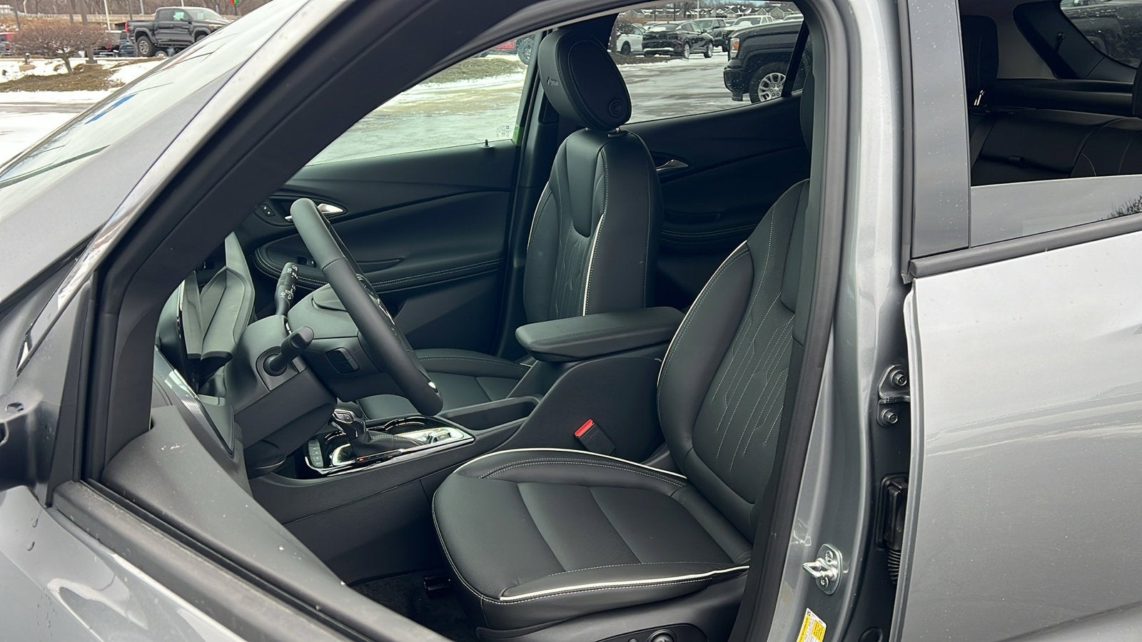 2025 Buick Encore GX Avenir