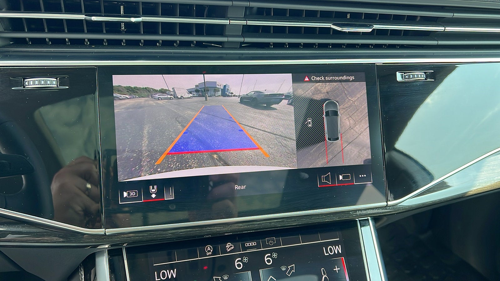 2025 Audi Q8 Premium Plus