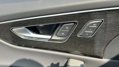 2025 Audi Q8 Premium Plus