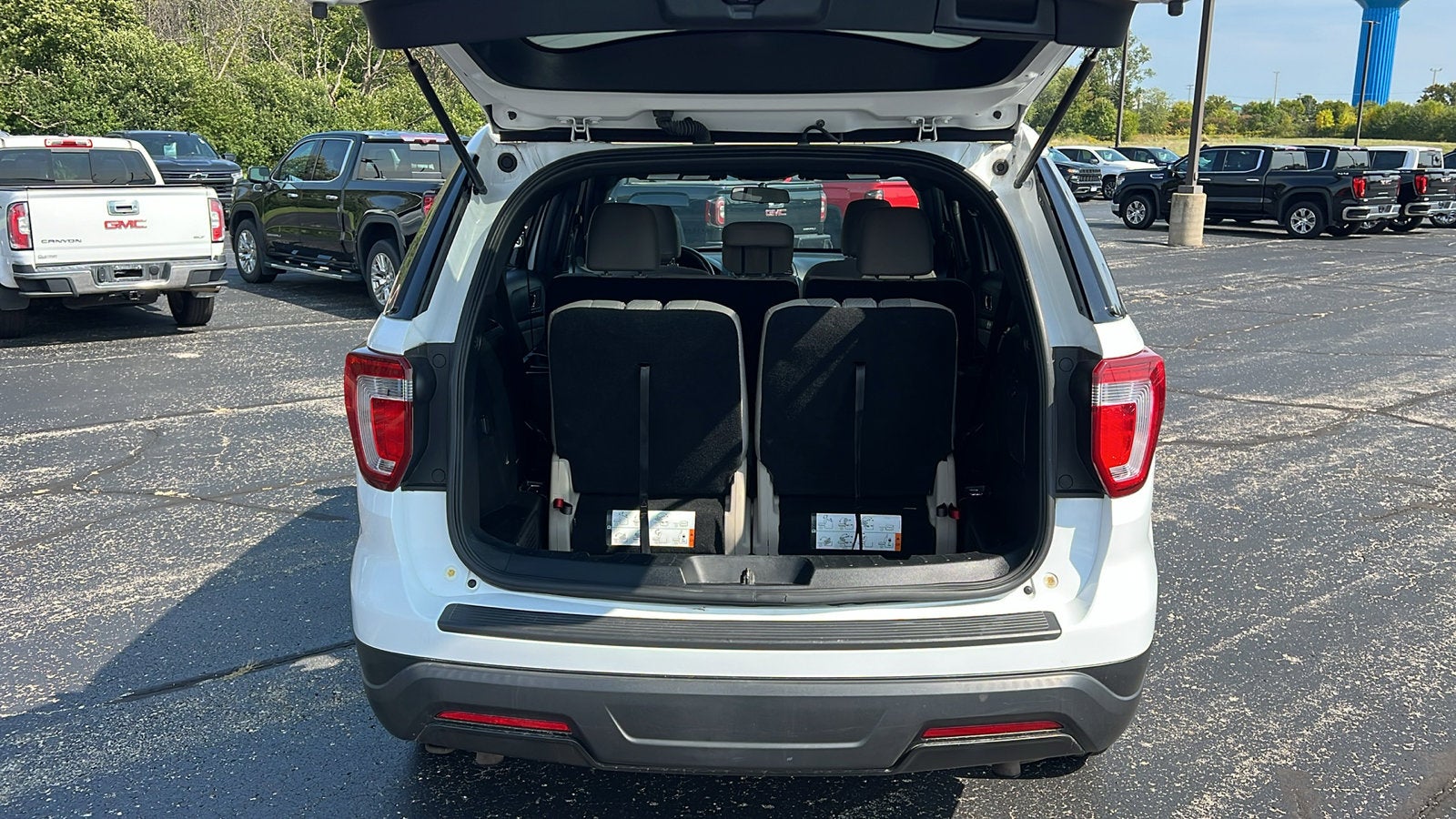 2019 Ford Explorer Base