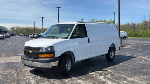 2026 Chevrolet Express Cargo WT