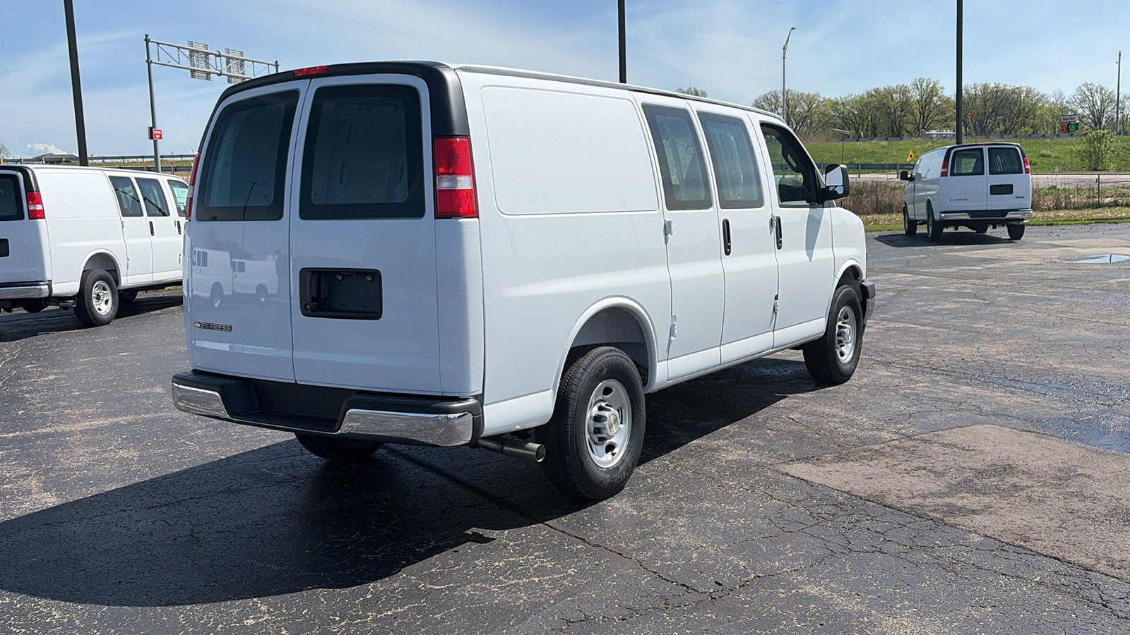 2026 Chevrolet Express Cargo WT