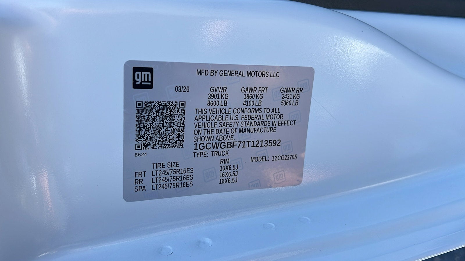 2026 Chevrolet Express Cargo WT