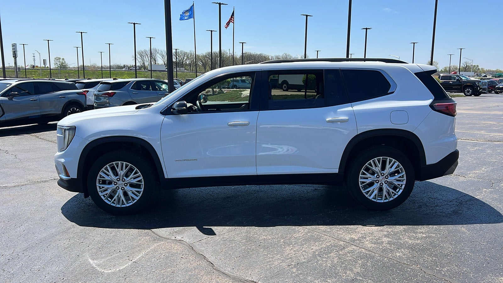 2024 GMC Acadia Elevation
