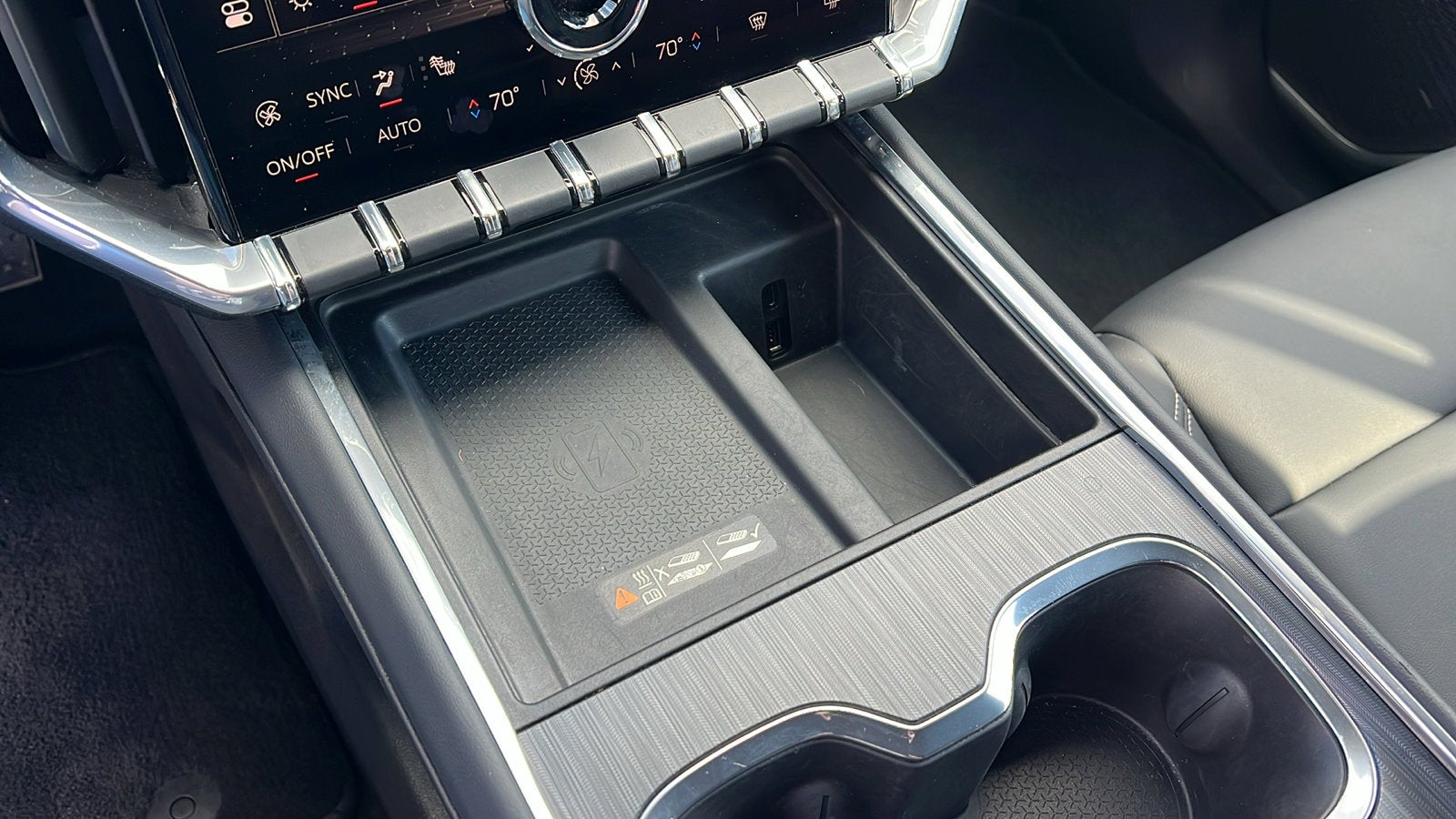 2024 GMC Acadia Elevation - Photo 18