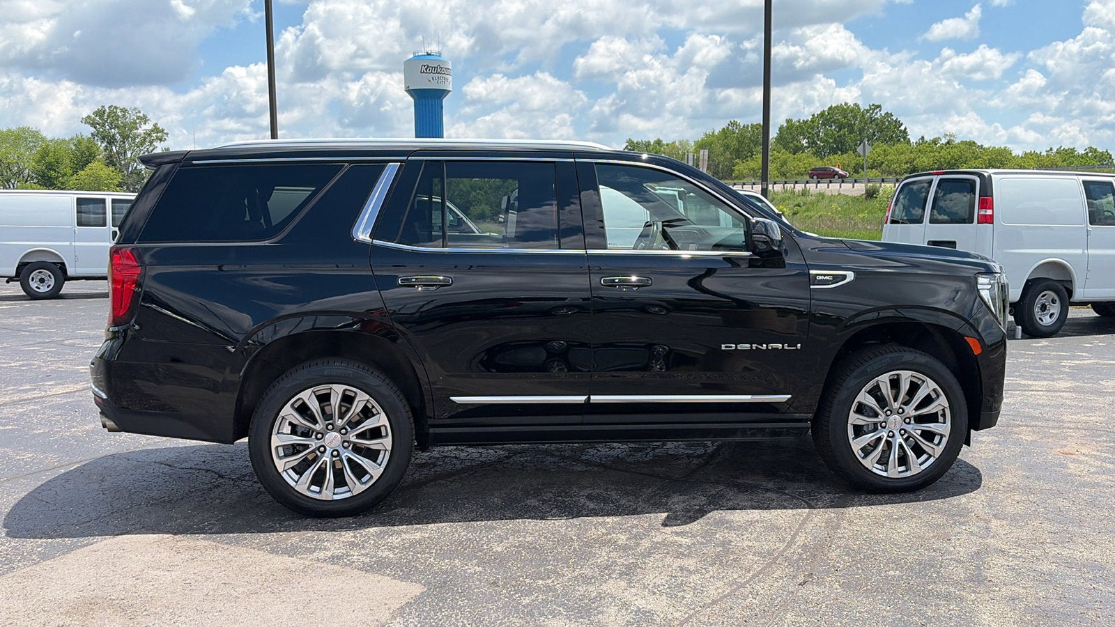 2024 GMC Yukon Denali