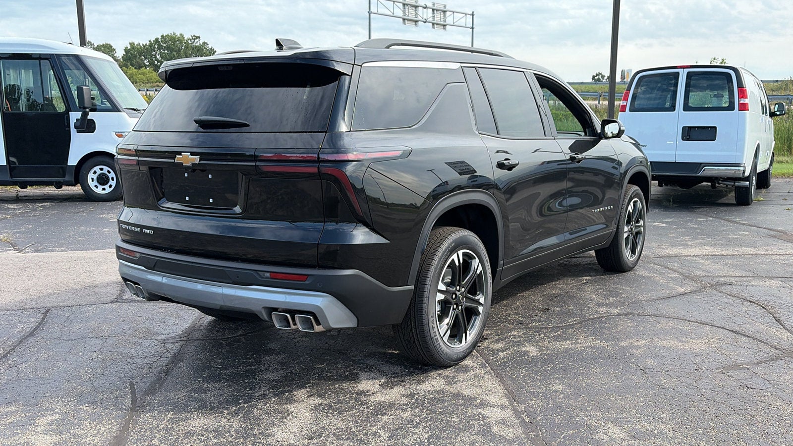 2027 Chevrolet Traverse LT