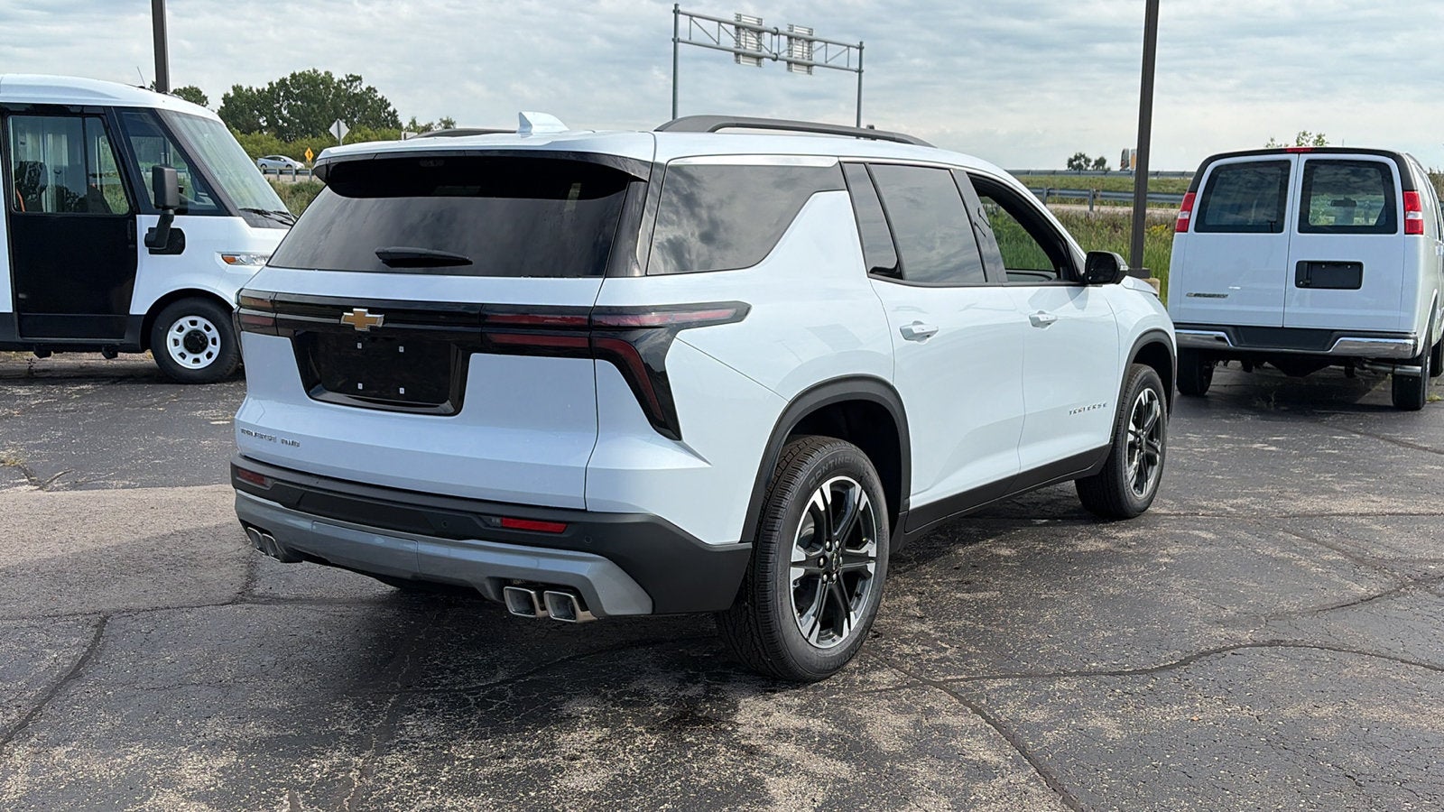 2027 Chevrolet Traverse LT